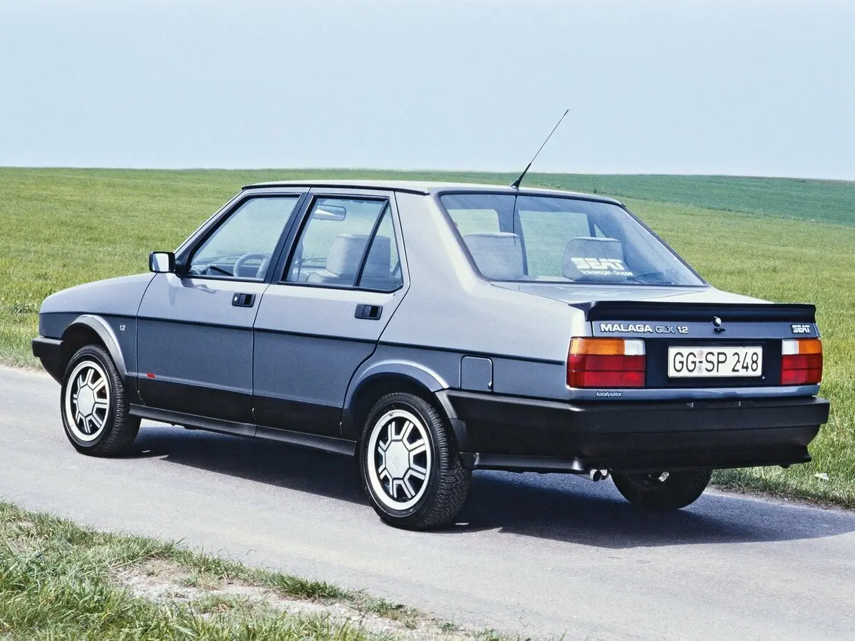 SEAT Malaga 1985 – 1993 Седан — сүрөт 2