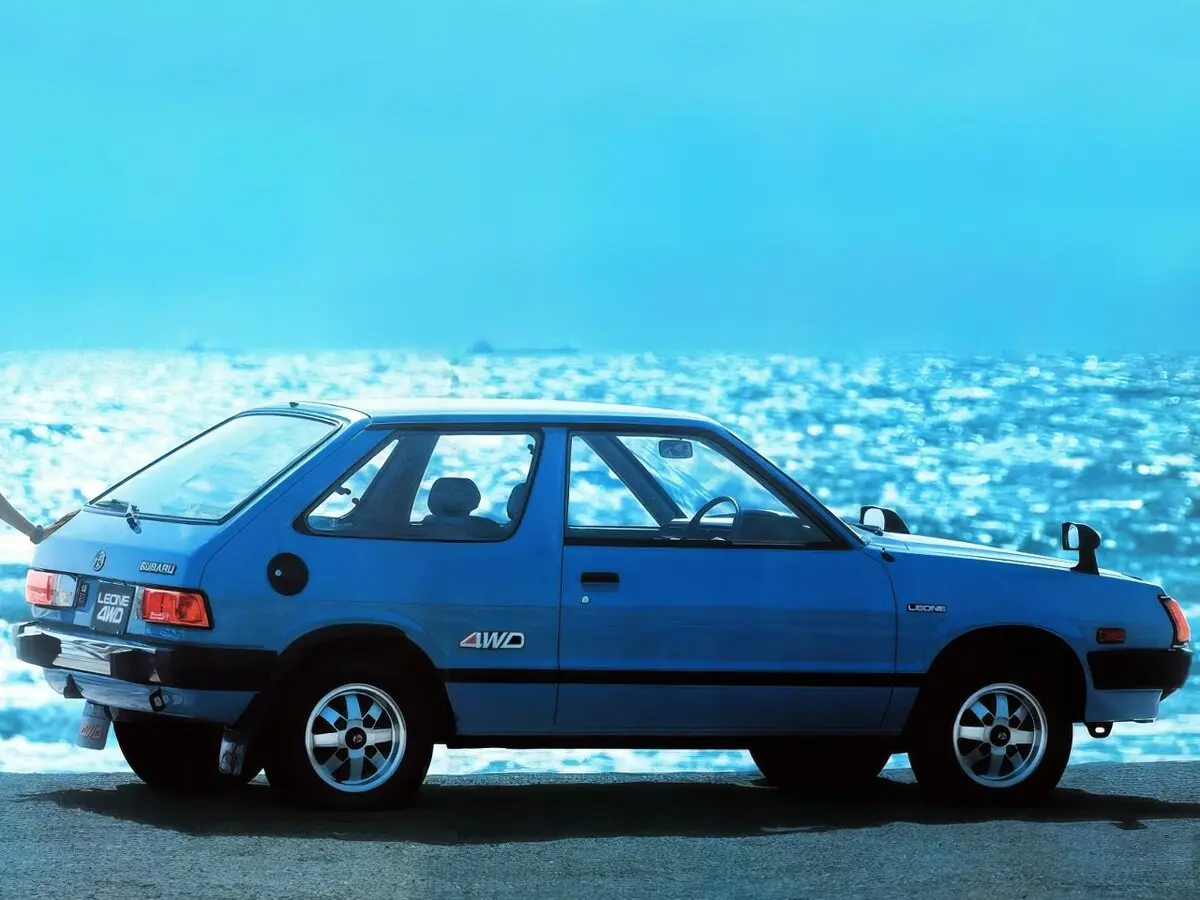 Subaru Leone II Хэтчбек 3 дв. — photo 2