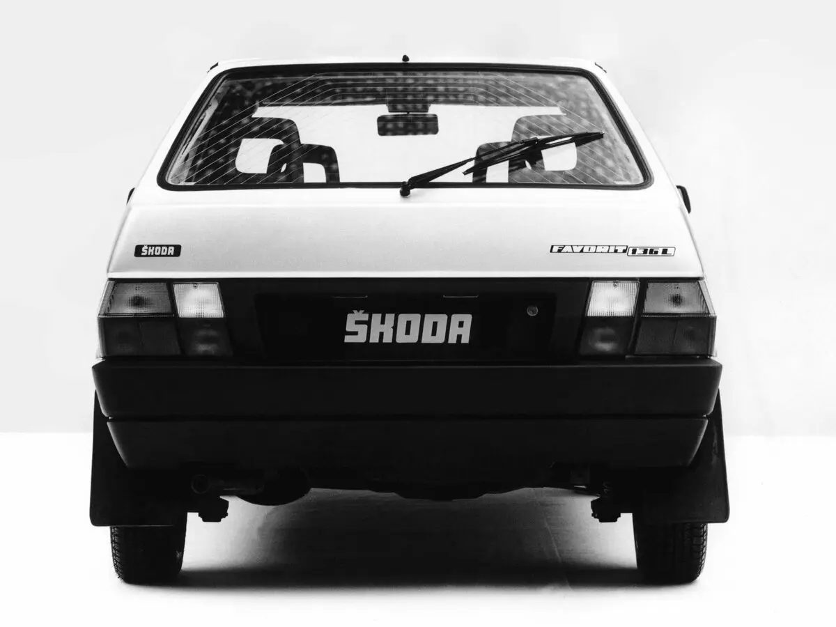Skoda Favorit 1989 – 2000 Хэтчбек 5 дв. — сүрөт 4