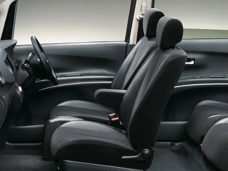 Subaru Lucra 2010 – 2015 Хэтчбек 5 дв. — сүрөт 6