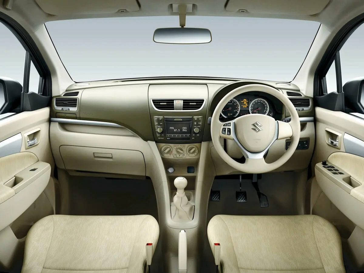 Suzuki Ertiga I Компактвэн — сүрөт 6