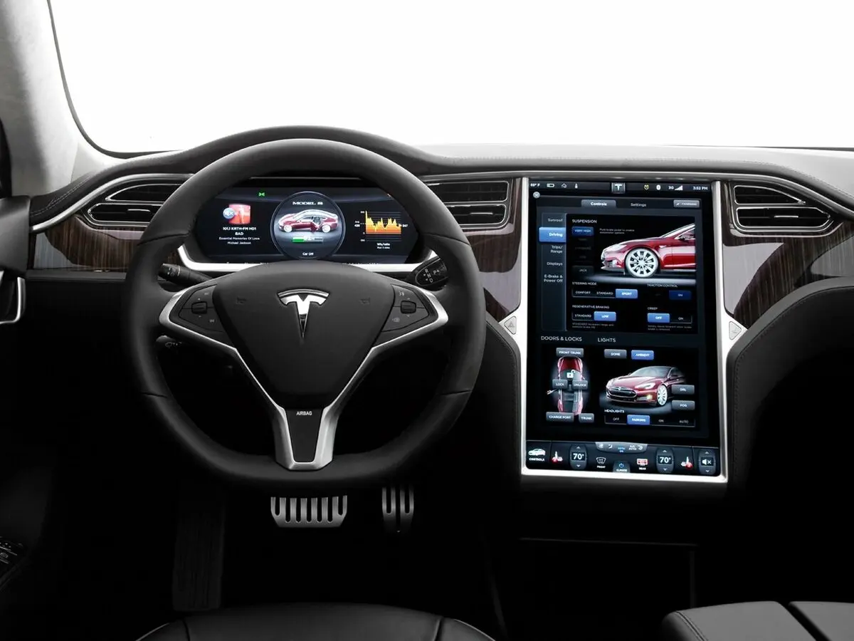Tesla Model S I Лифтбек — фото 6