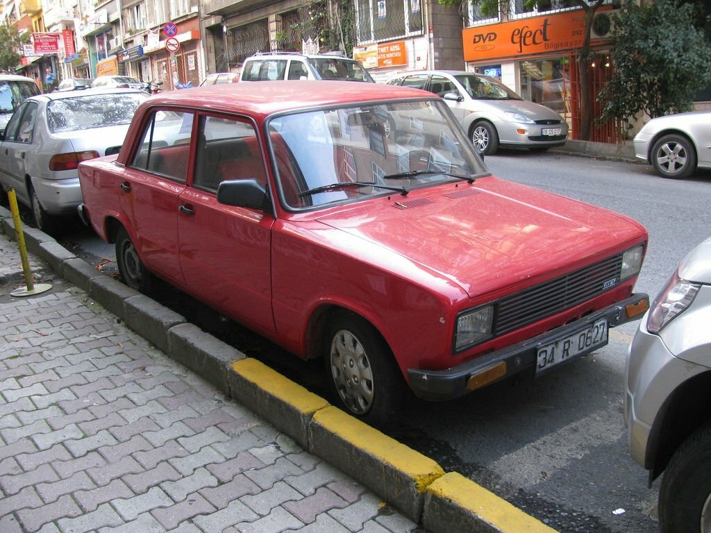 Tofas Serce 1985 – 1996 Седан