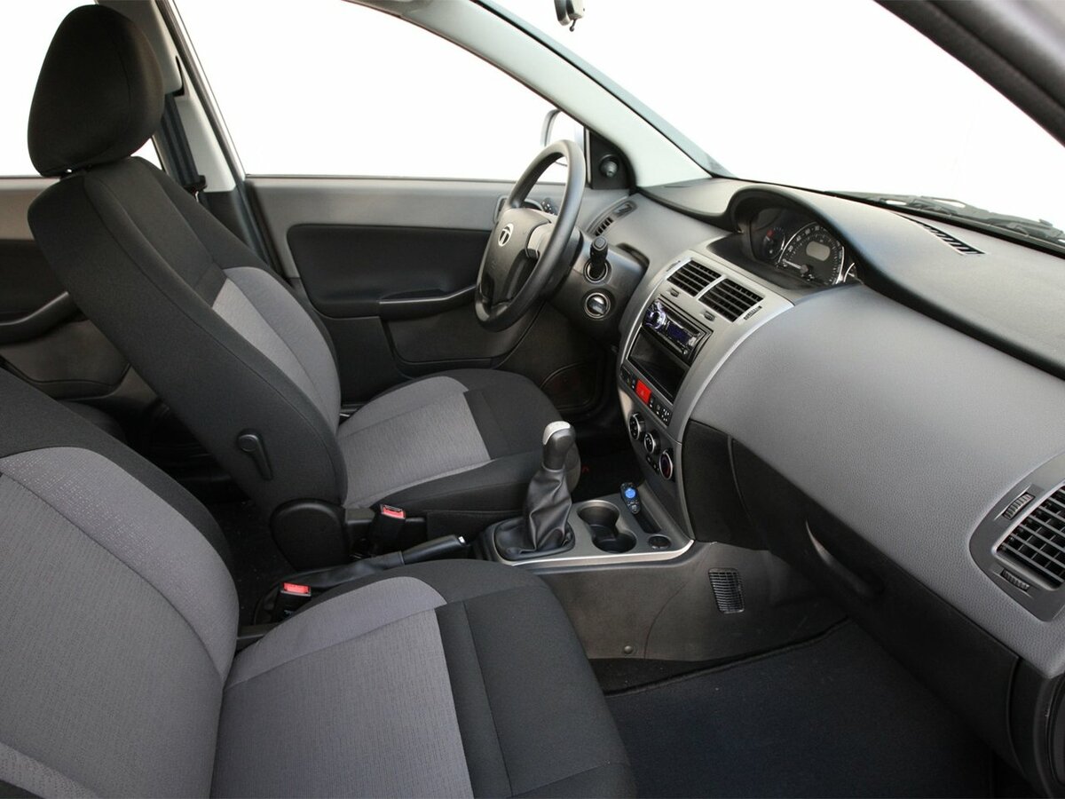 Tata Indica II Vista Хэтчбек 5 дв. — фото 6