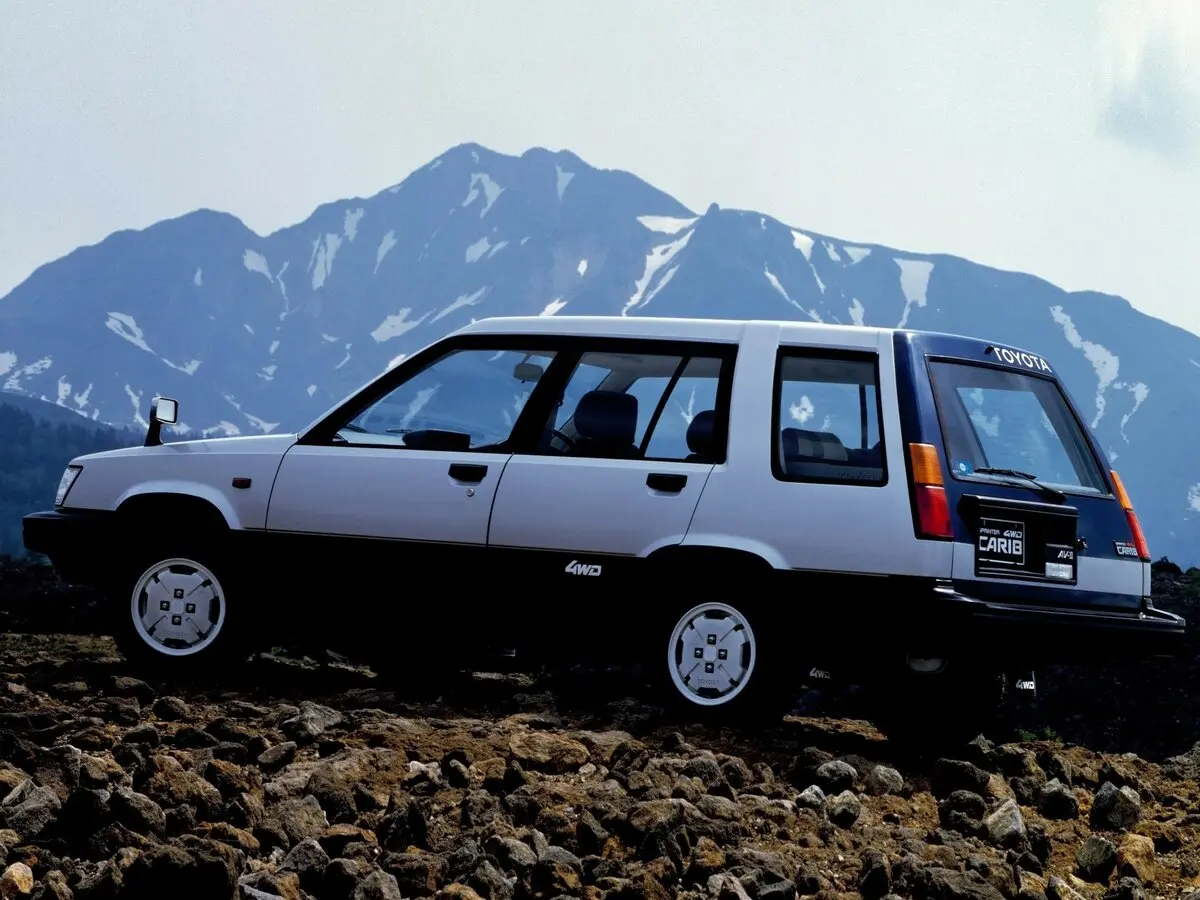 Toyota Sprinter Carib I Универсал 5 дв. — фото 5