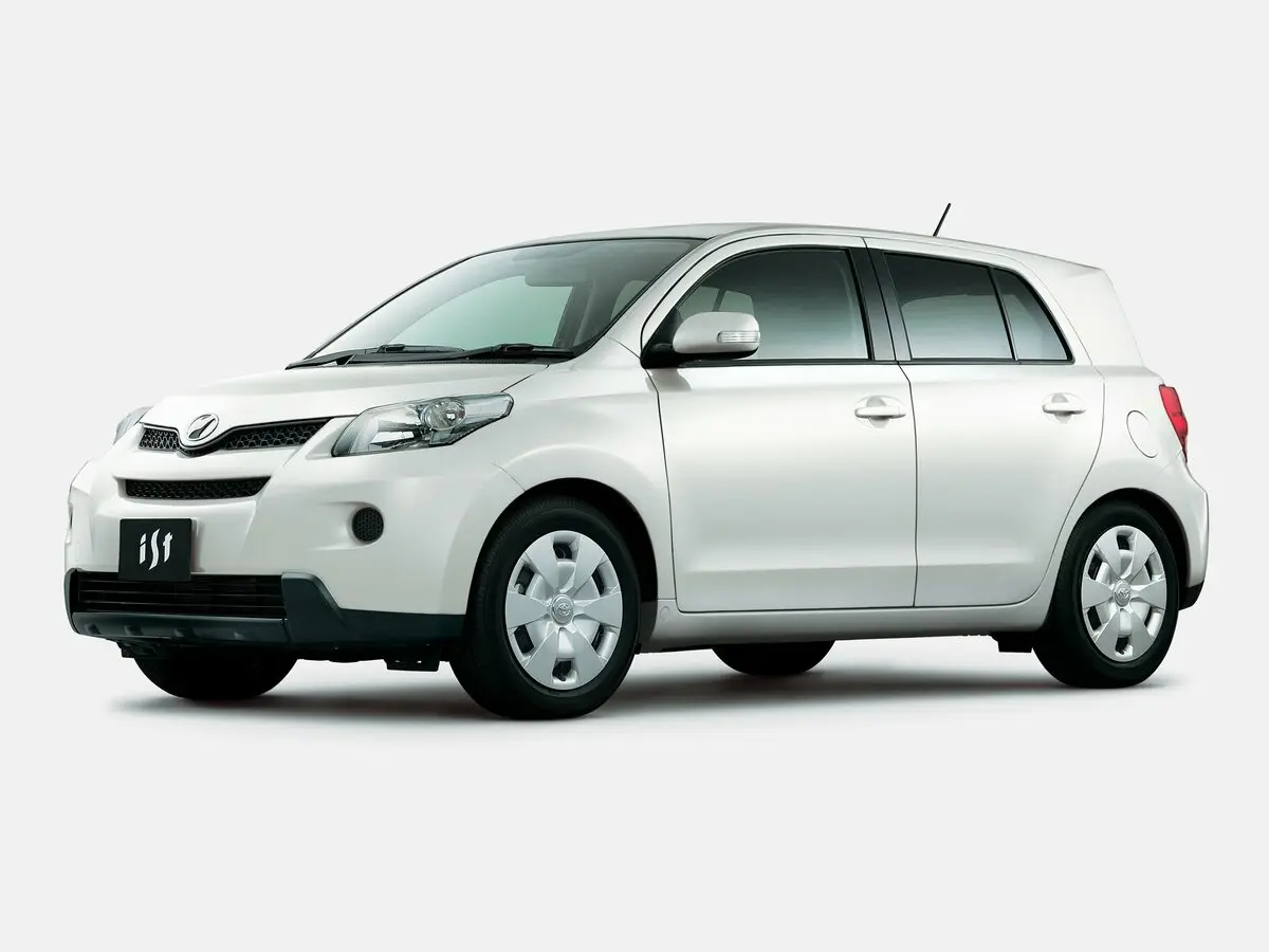 Toyota Ist II