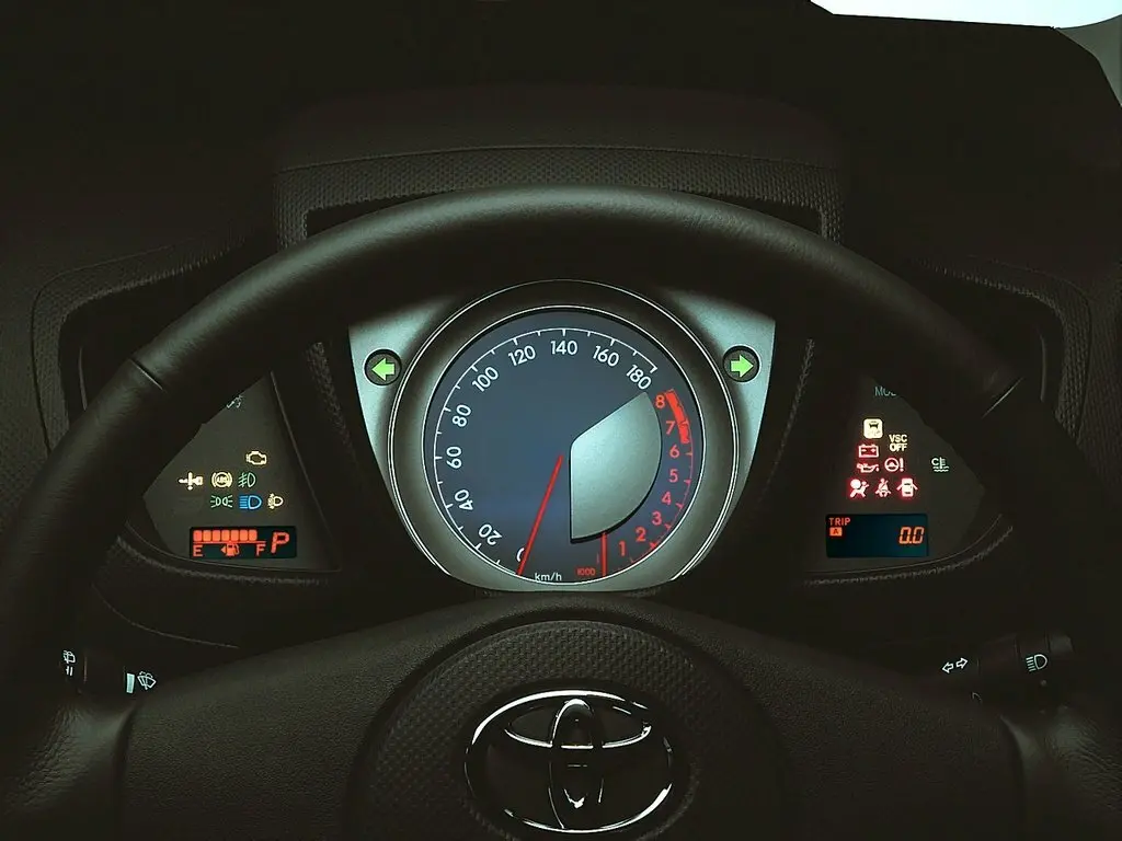 Toyota Ist II Хэтчбек 5 дв. — фото 5