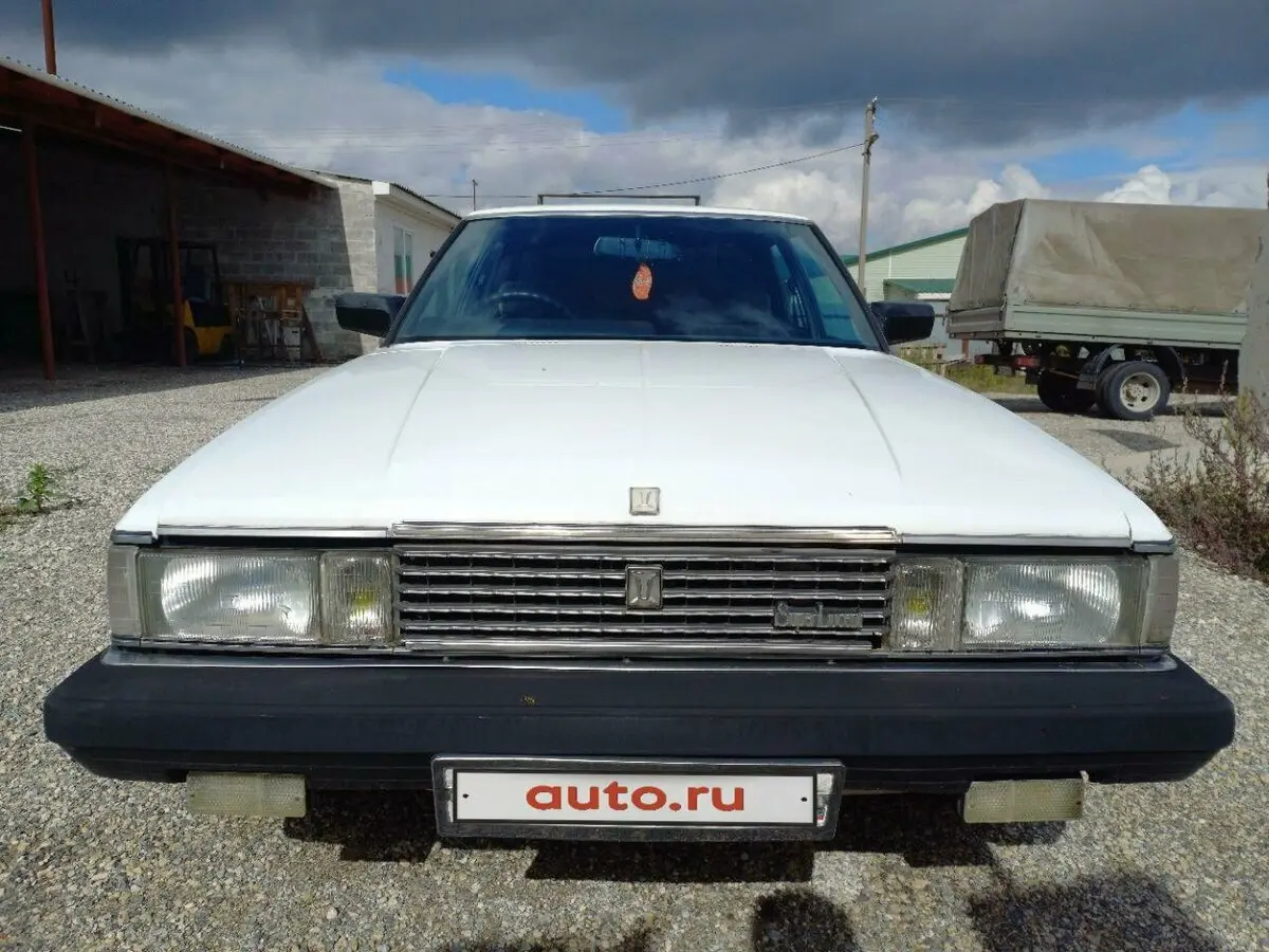 Toyota Cresta II (X70) Седан — фото 3