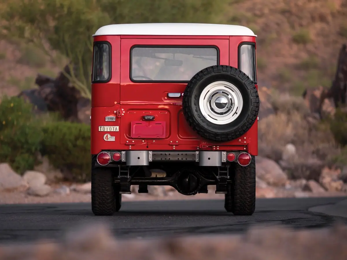 Toyota Land Cruiser 40 Series Внедорожник 3 дв. — фото 4