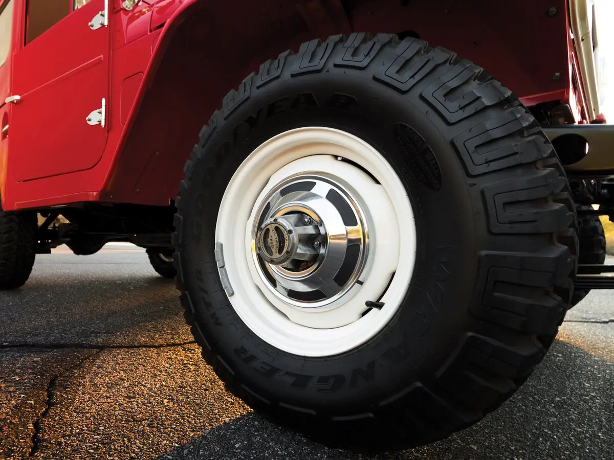 Toyota Land Cruiser 40 Series Внедорожник 3 дв. — фото 15