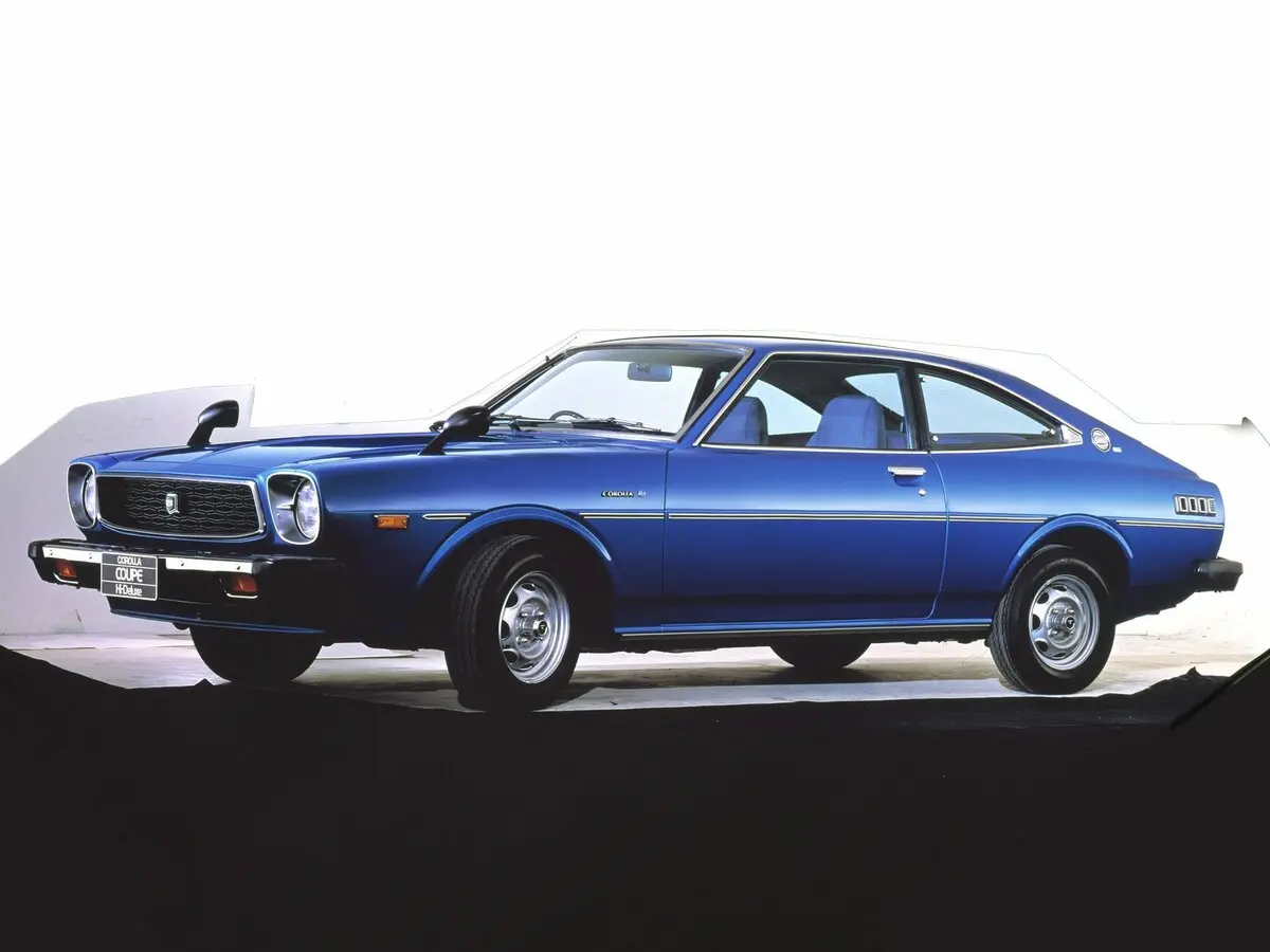 Toyota Corolla III (E30, E40, E50, E60) Купе