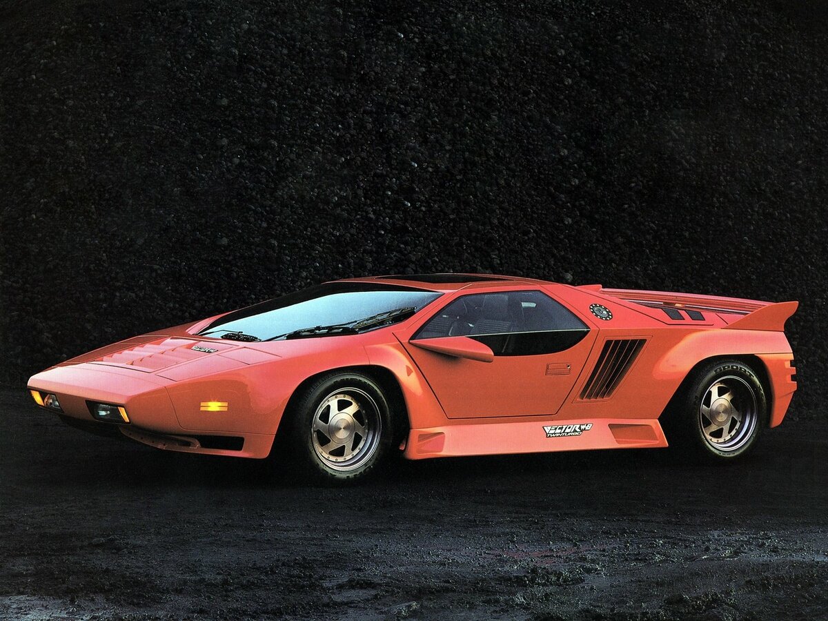 Vector W8 Twin Turbo 1989 – 1994
