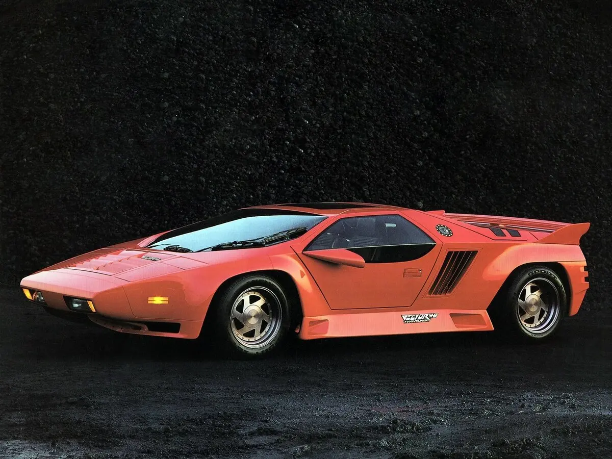 Vector W8 Twin Turbo 1989 – 1994