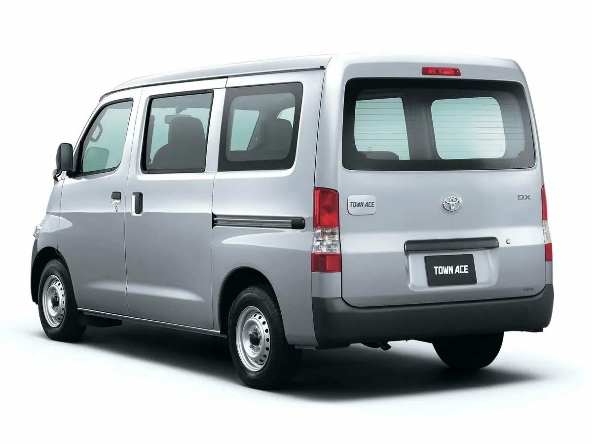 Toyota Town Ace IV Компактвэн — фото 3