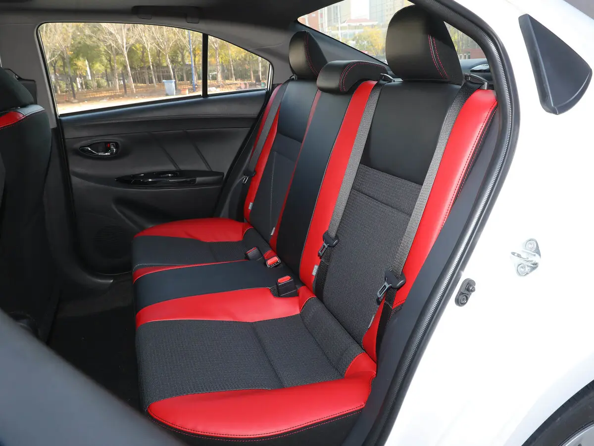 Toyota Vios III Рестайлинг Седан — фото 9