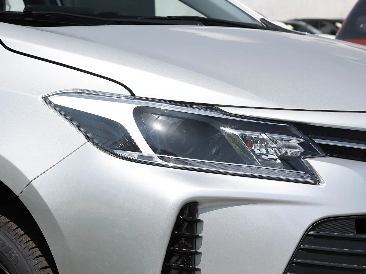 Toyota Vios III Рестайлинг Седан — фото 11