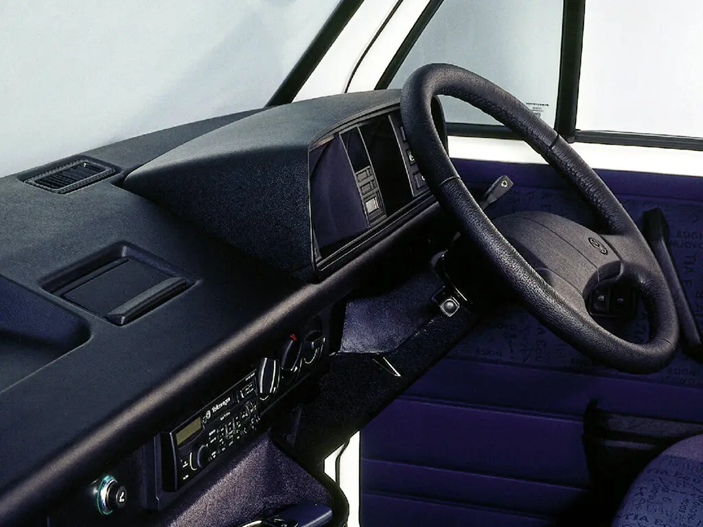 Volkswagen Caravelle T3 Минивэн — сүрөт 5