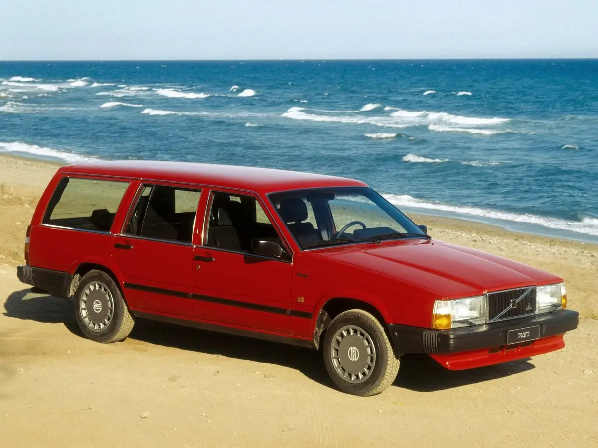 Volvo 740 1983 – 1992 Универсал 5 дв.