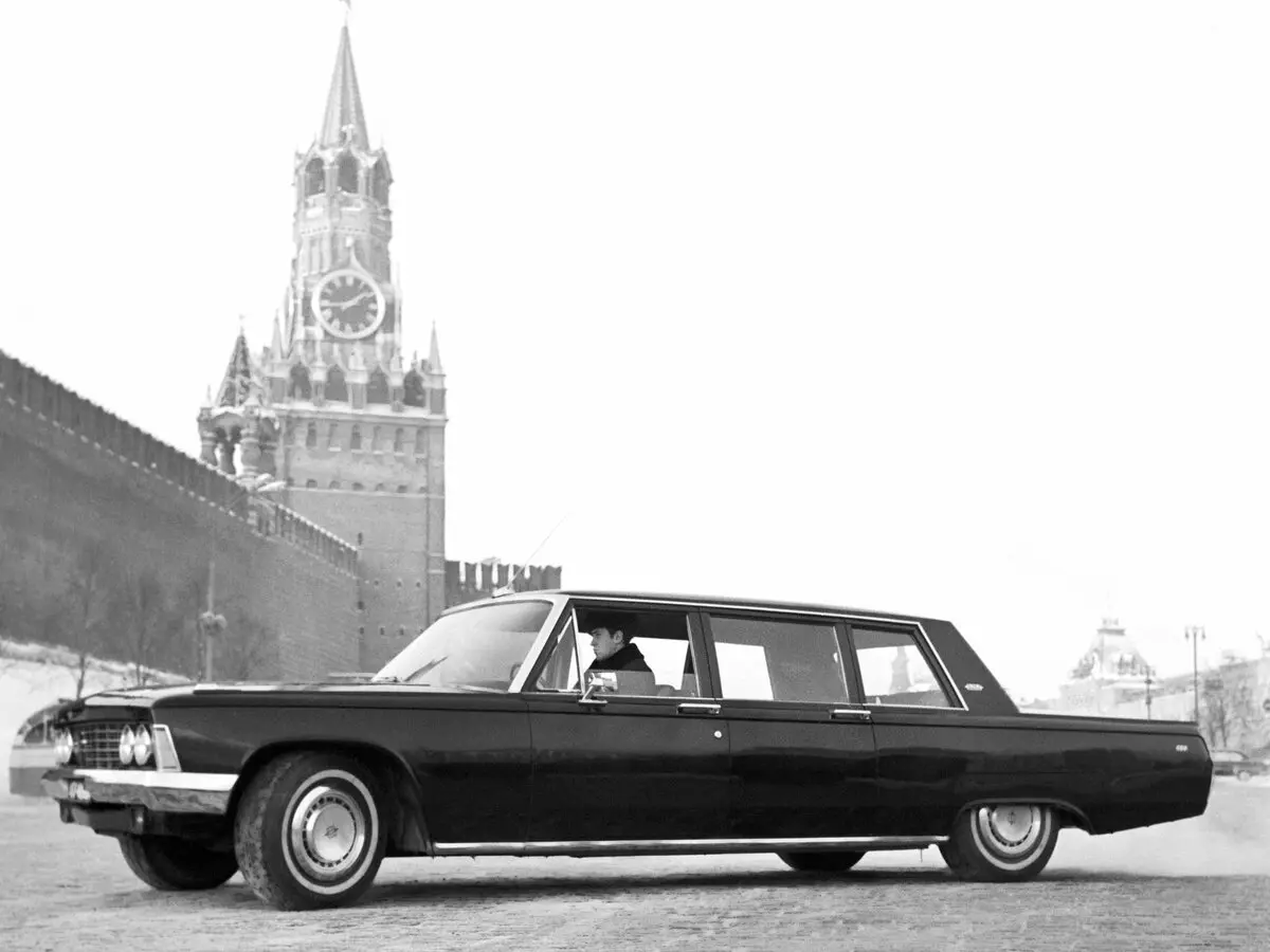 ЗИЛ 114 1967 – 1978 Лимузин — сүрөт 2