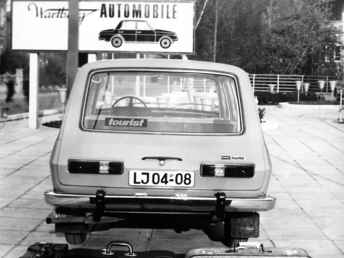 Wartburg 353 1966 – 1989 Универсал 5 дв. — 照片 3