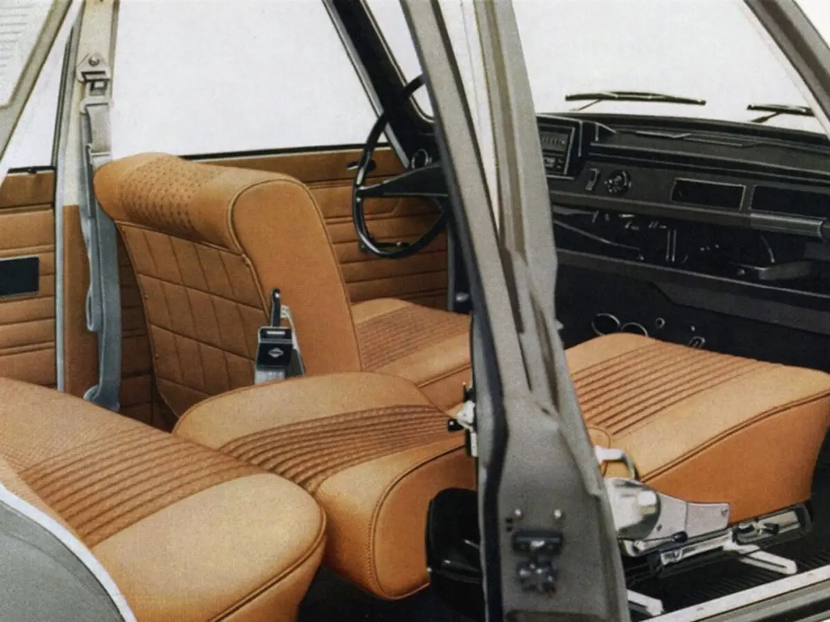 Wartburg 353 1966 – 1989 Седан — 照片 4