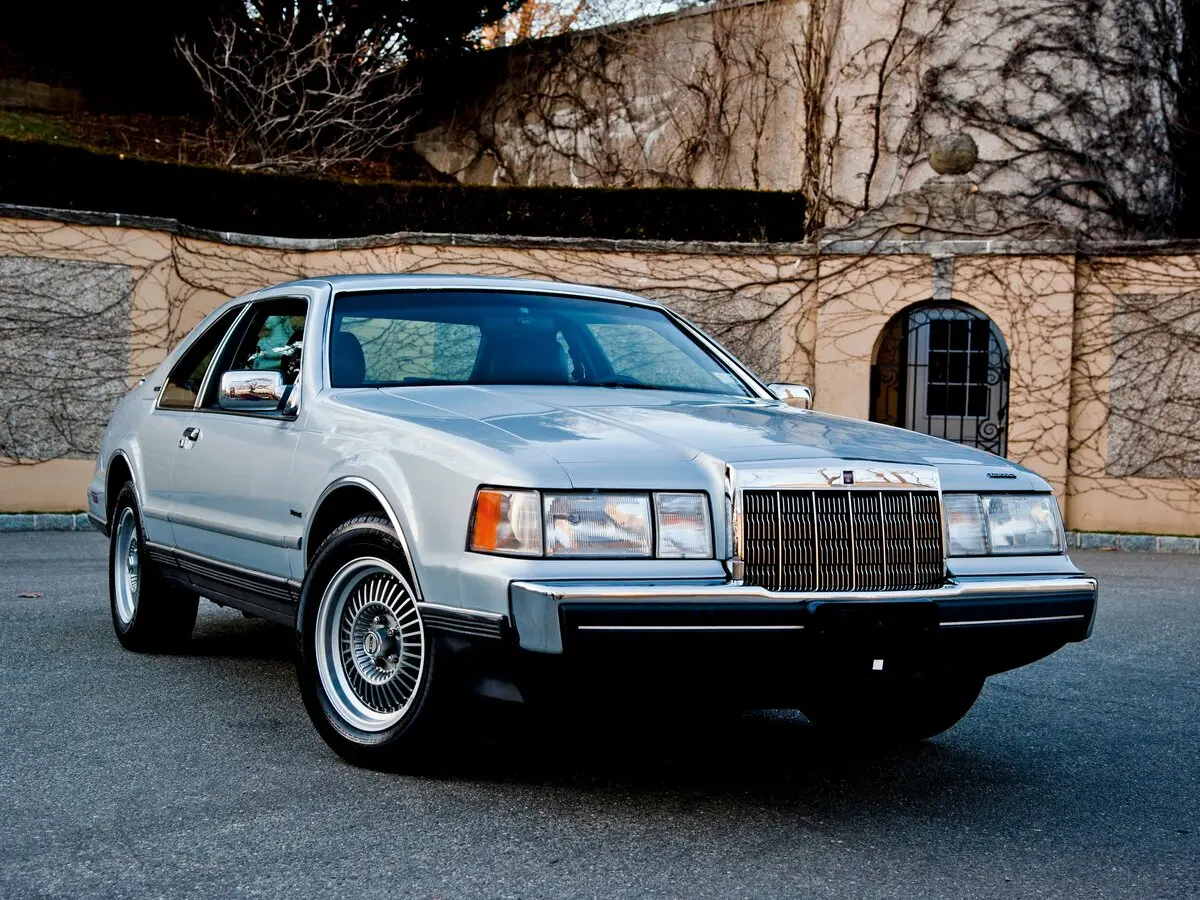 Lincoln Mark VII 1984 – 1992 Купе — сүрөт 3