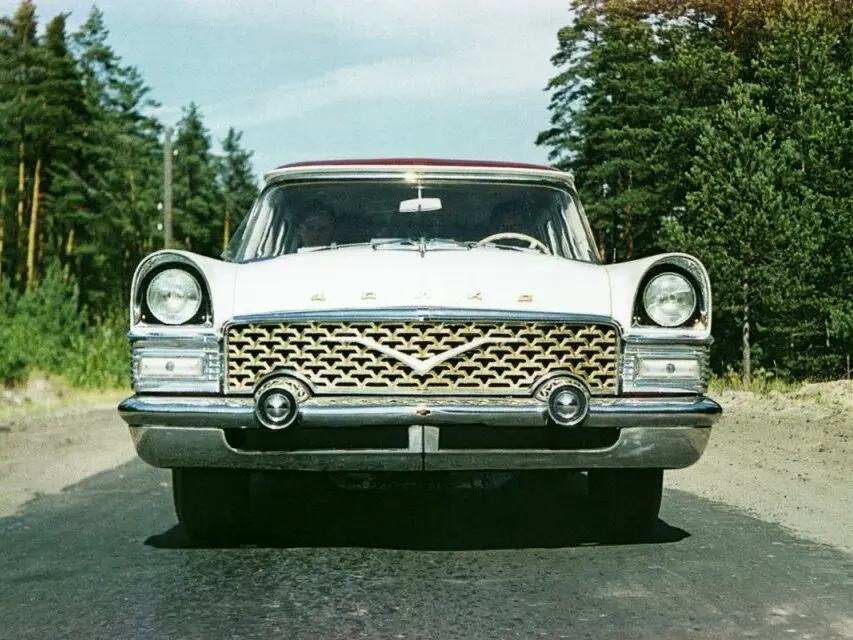 ГАЗ 13 «Чайка» 1959 – 1981 Седан — фото 2
