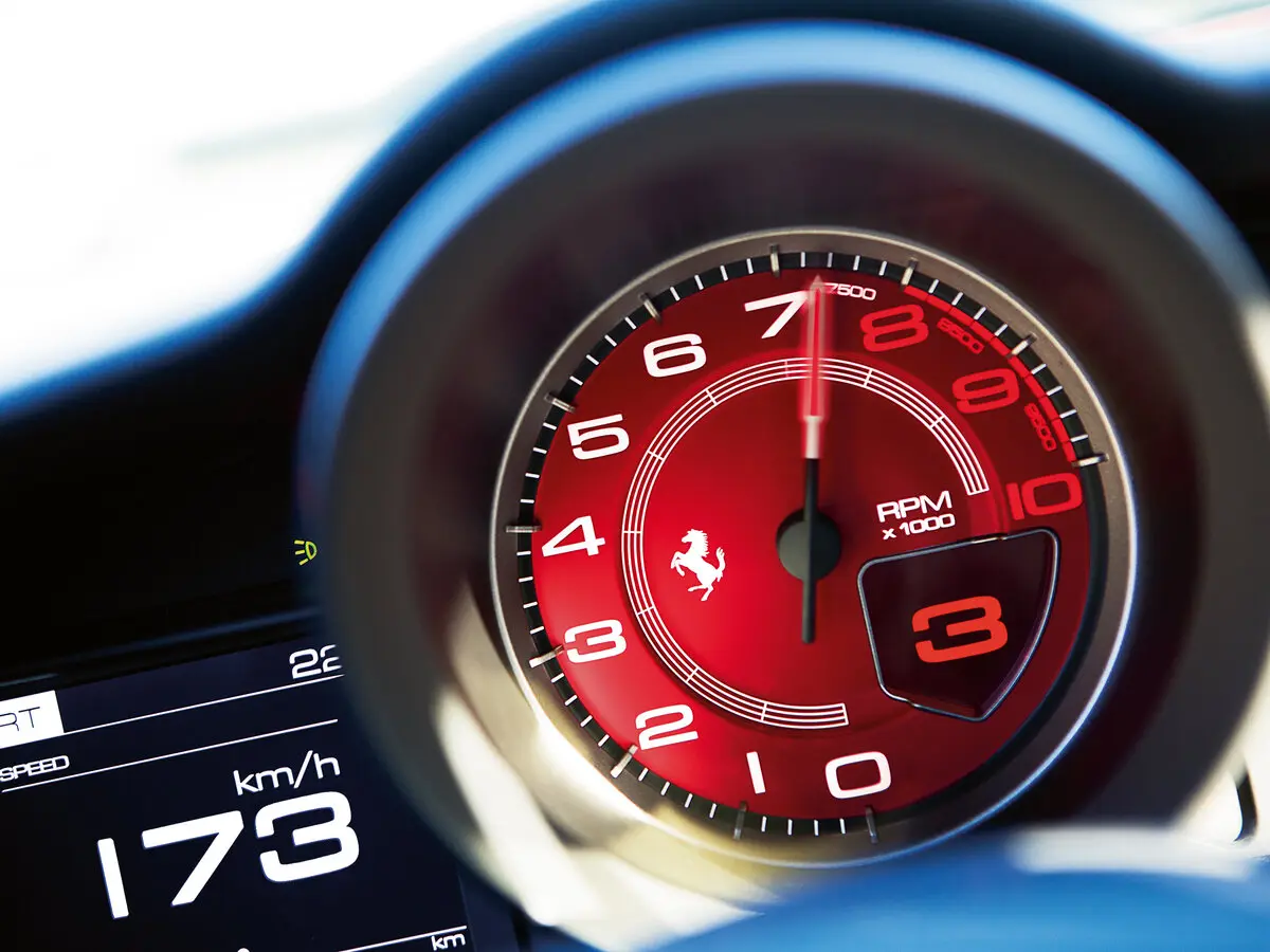 Ferrari 488 2015 – 2019 Купе GTB — сүрөт 9