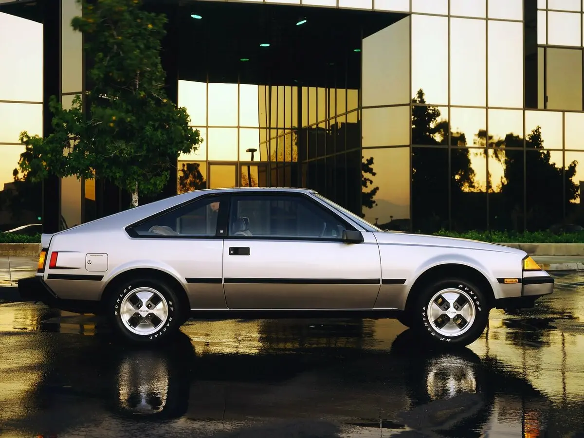 Toyota Celica III (A60) Хэтчбек 3 дв. — фото 2