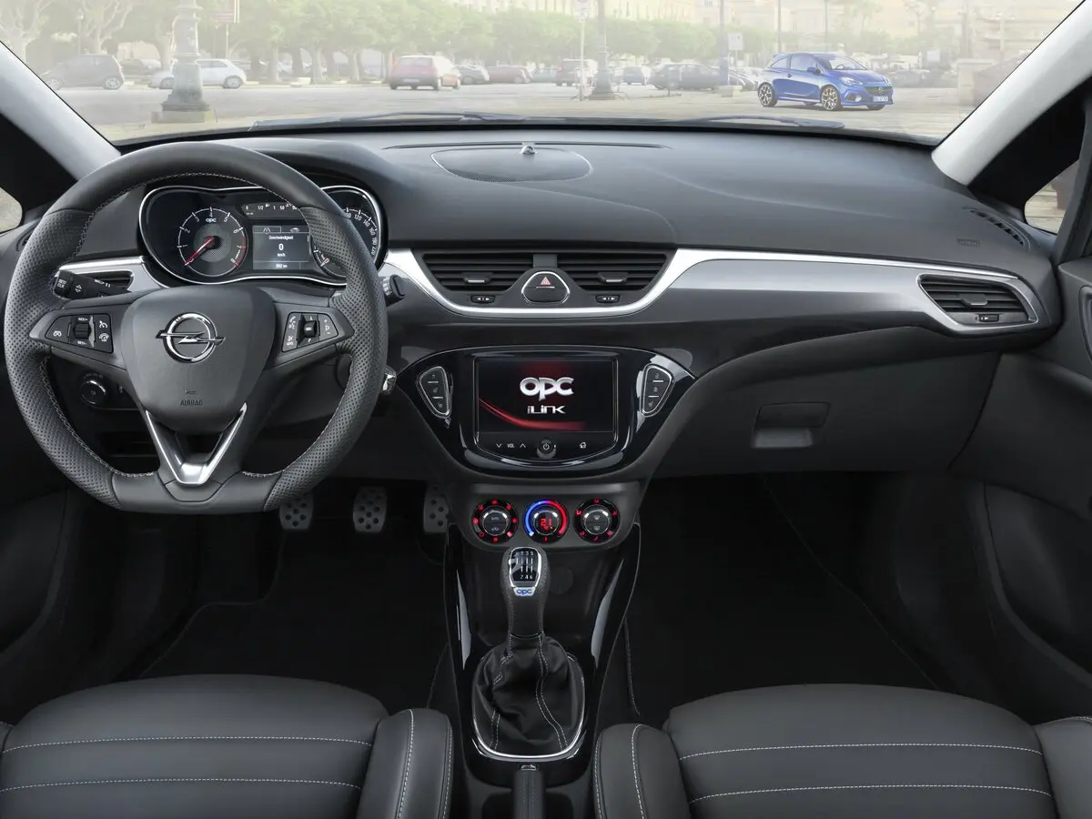 Opel Corsa OPC E Хэтчбек 3 дв. — 照片 6