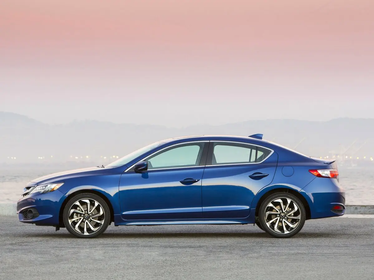 Acura ILX I Рестайлинг Седан — photo 2