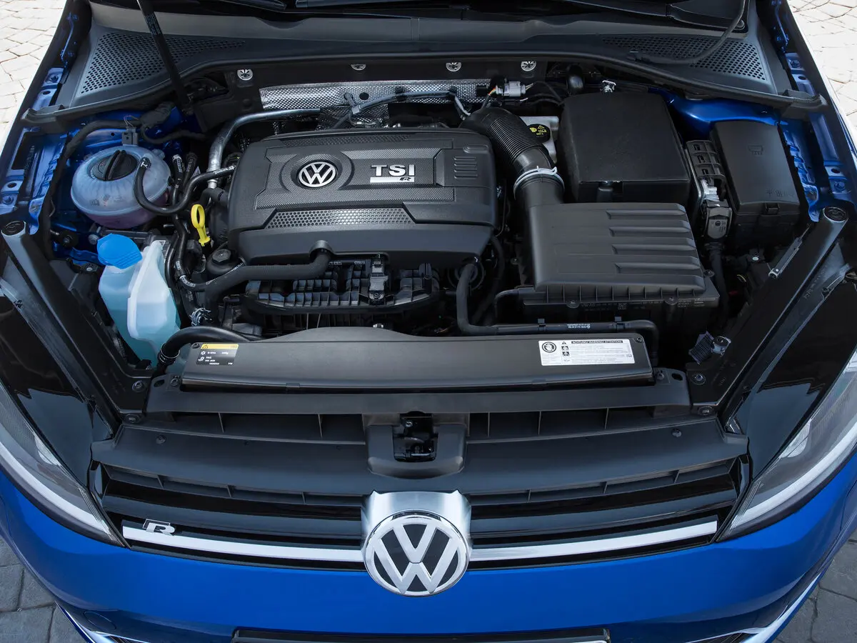 Volkswagen Golf R VII Универсал 5 дв. — 照片 11