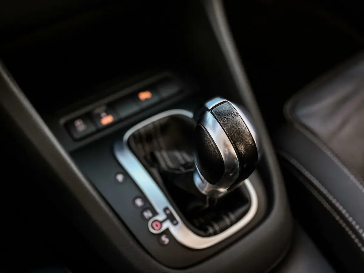 Volkswagen Golf R VI Кабриолет — сүрөт 10