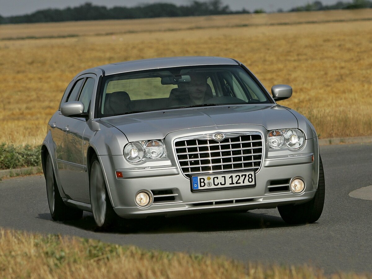 Chrysler 300C I Универсал 5 дв. SRT8 — фото 3