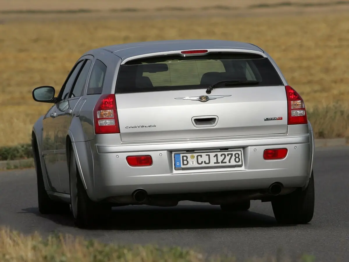 Chrysler 300C I Универсал 5 дв. SRT8 — сүрөт 4