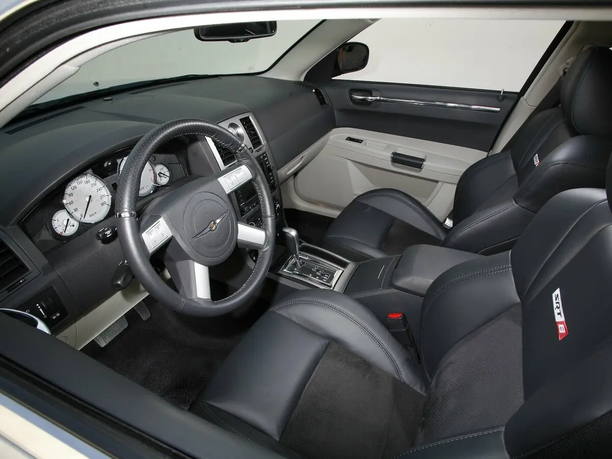Chrysler 300C I Универсал 5 дв. SRT8 — сүрөт 7