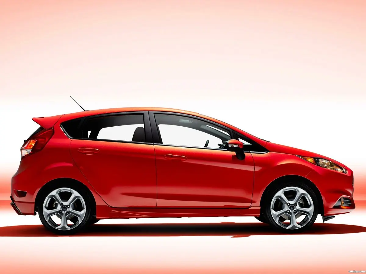 Ford Fiesta ST VI Хэтчбек 5 дв. — 照片 2