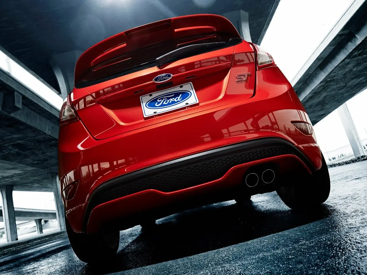 Ford Fiesta ST VI Хэтчбек 5 дв. — 照片 4