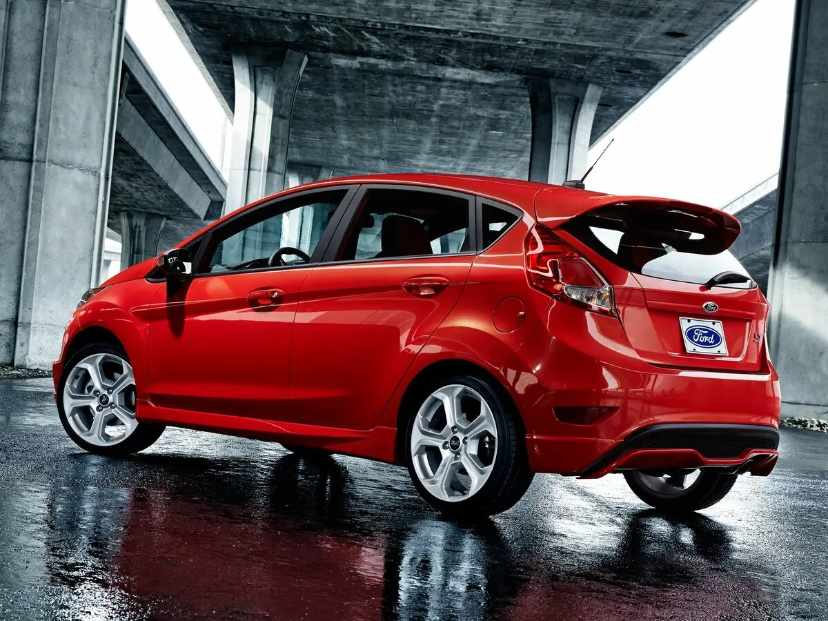 Ford Fiesta ST VI Хэтчбек 5 дв. — 照片 5