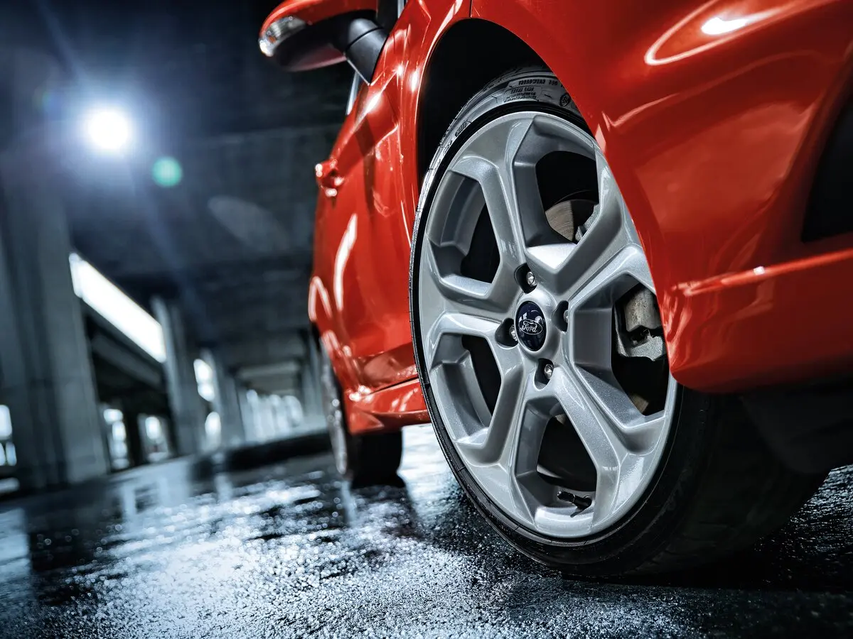 Ford Fiesta ST VI Хэтчбек 5 дв. — 照片 17