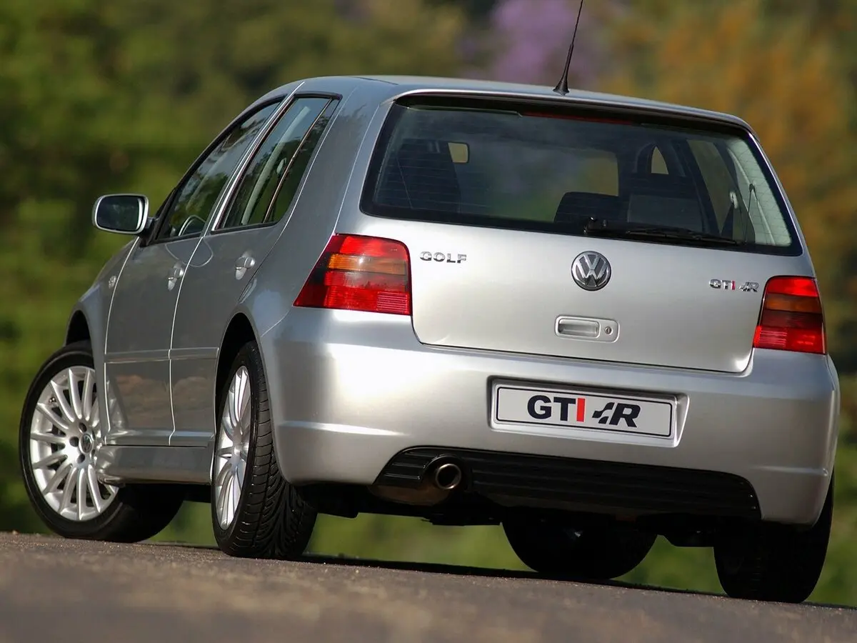 Volkswagen Golf GTI IV Хэтчбек 5 дв. — сүрөт 3