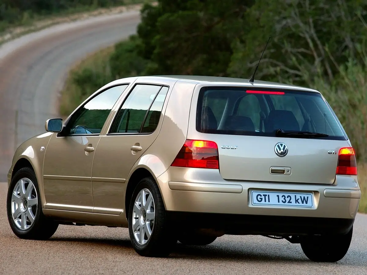 Volkswagen Golf GTI IV Хэтчбек 5 дв. — сүрөт 4