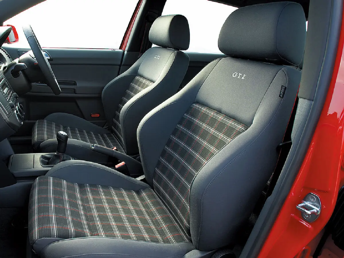 Volkswagen Polo GTI IV Хэтчбек 5 дв. — 照片 6