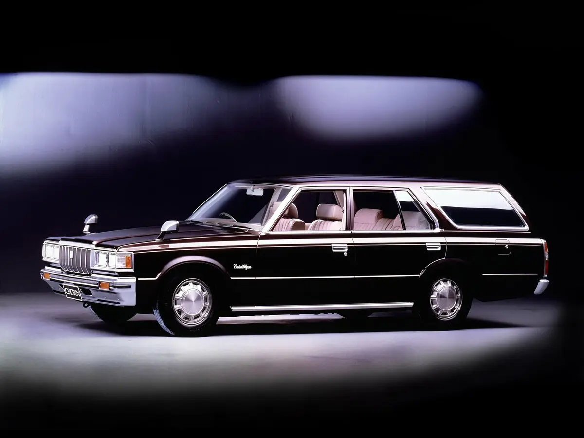 Toyota Crown VI (S110) Универсал 5 дв. — 照片 2