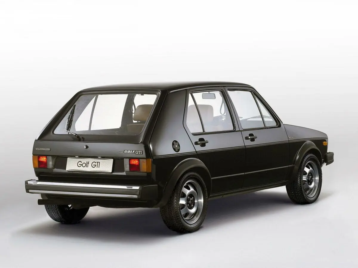 Volkswagen Golf GTI I Хэтчбек 5 дв. — photo 5