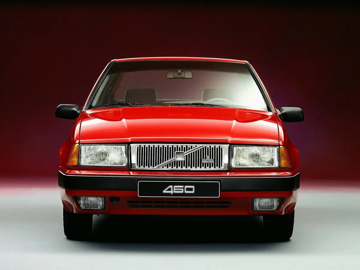 Volvo 460 1988 – 1997 Седан — photo 2