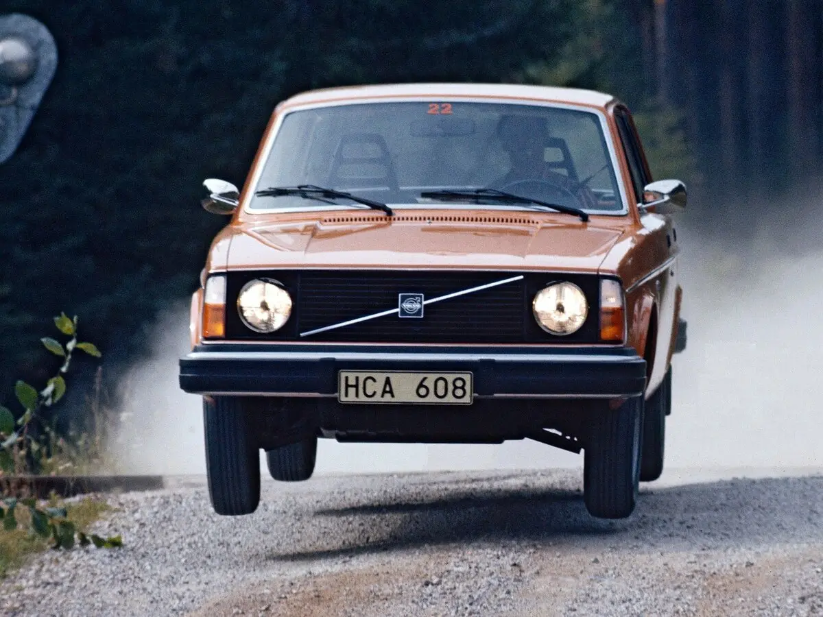 Volvo 240 Series 1974 – 1993 Универсал 5 дв. — photo 4