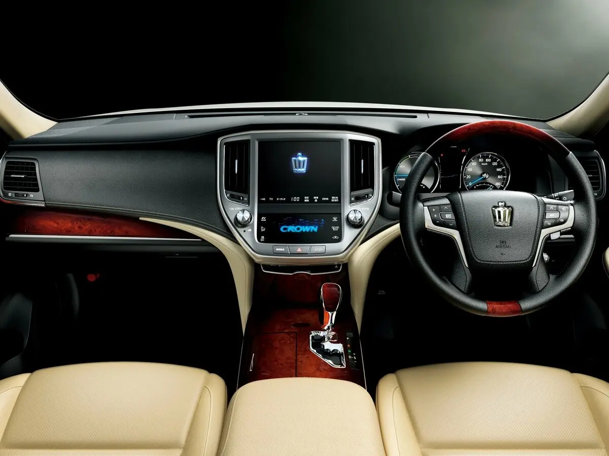 Toyota Crown Majesta VI (S210) Седан — фото 5