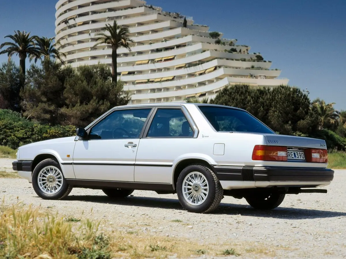 Volvo 780 1986 – 1991 Седан 2 дв. — 照片 4