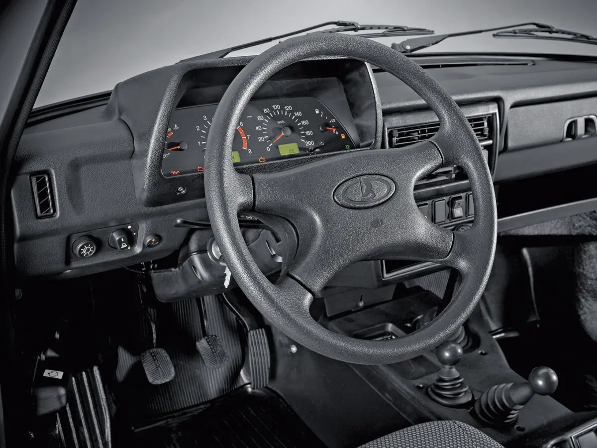 Lada (ВАЗ) 2329 1995 – 2019 Пикап Полуторная кабина — сүрөт 6